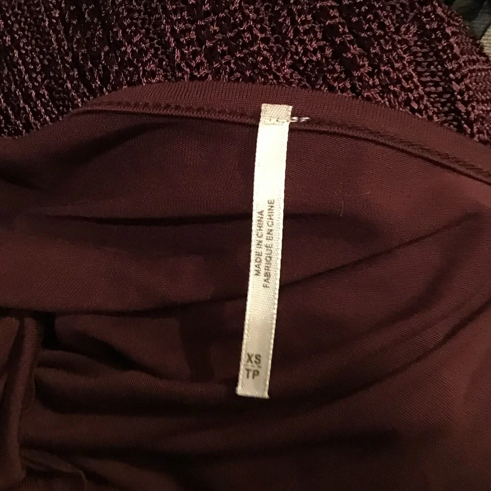 NEW & TAGS FREE PEOPLE KNIT WITH MATCHING SLIP - Picture 9 of 9